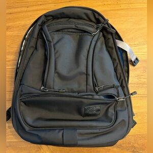 Tom Bihn Synik 30 - barely used